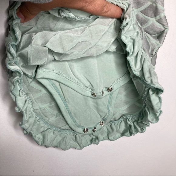 Kickee pants mermaid dress size 3-6 mo - Picture 4 of 6